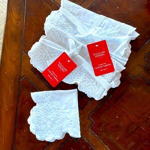Wm Sonoma, Snowflake Cocktail Napkins